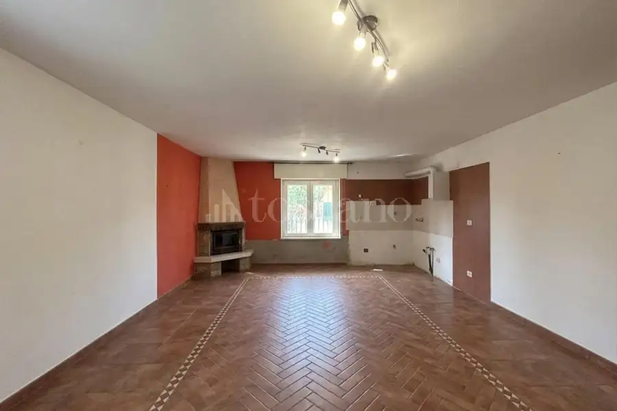 Magazzino in vendita di 143 mq a €195.000 (rif. 28/2026)