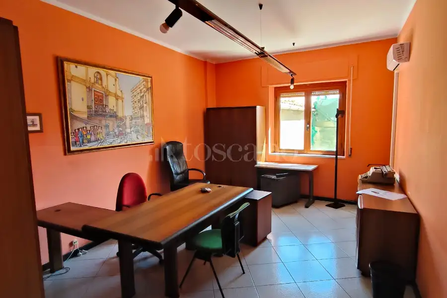 Ufficio in vendita di 180 mq a €269.000 (rif. 48/2026)