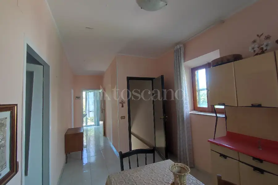 Villino a Schiera in vendita di 300 mq a €90.000 (rif. 22/2026)