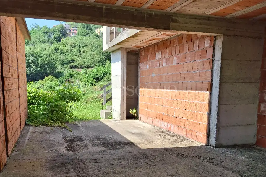 Casale in vendita di 400 mq a €500.000 (rif. 2/2025)
