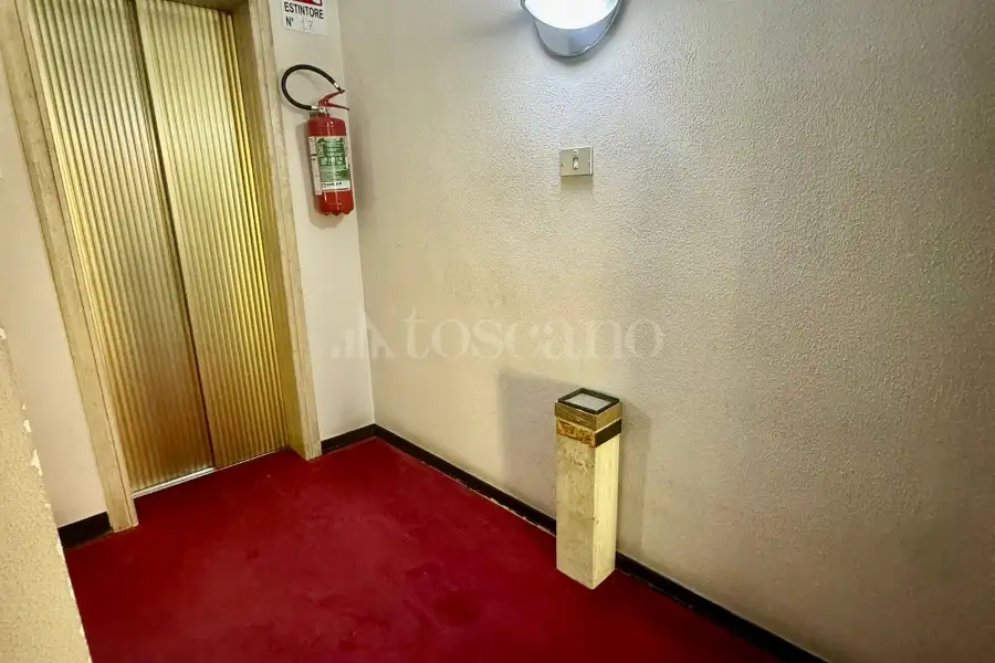 Ufficio in affitto di 250 mq a €1.000 (rif. 69/2024)