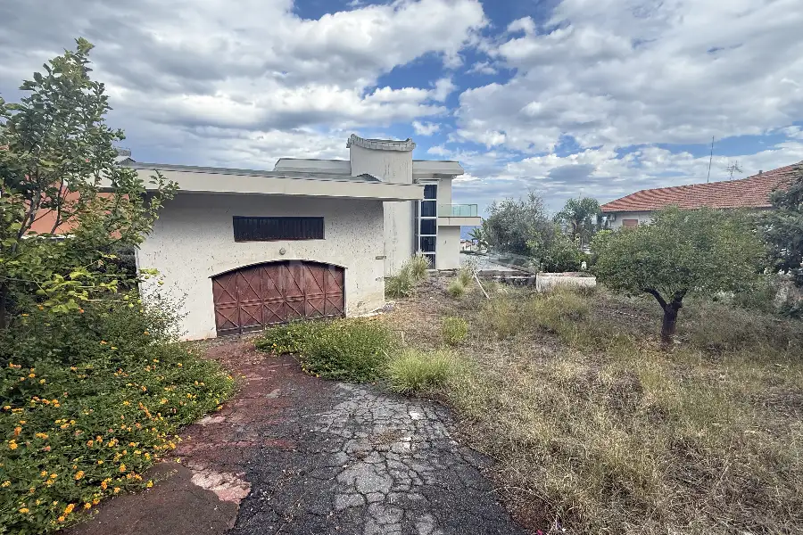 Villa in vendita di 239 mq a €538.000 (rif. 197/2025)