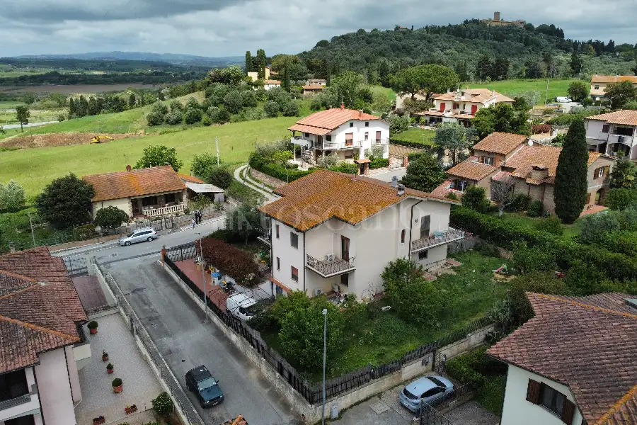 Casa Indipendente in vendita di 180 mq a €279.000 (rif. 25/2026)