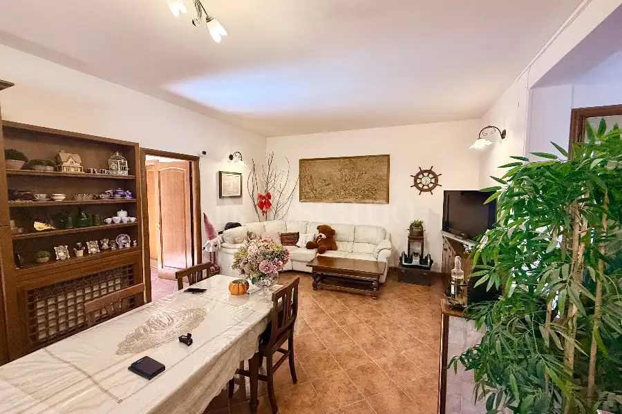 Villa Bifamiliare in vendita di 150 mq a €285.000 (rif. 39/2026)