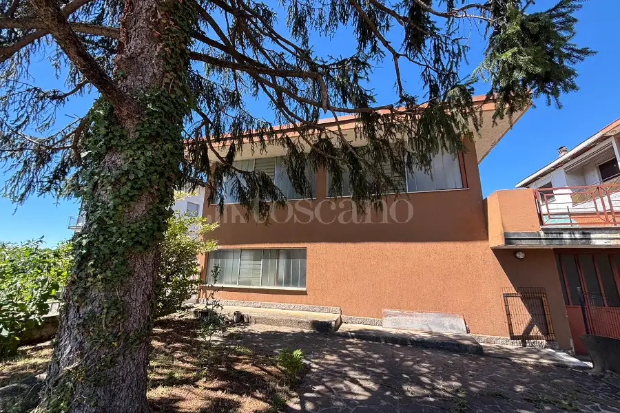 Magazzino in vendita di 250 mq a €153.000 (rif. 36/2026)