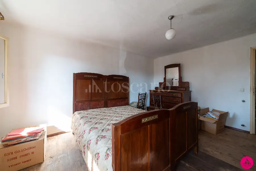 Rustico in vendita di 295 mq a €59.000 (rif. 181/2026)
