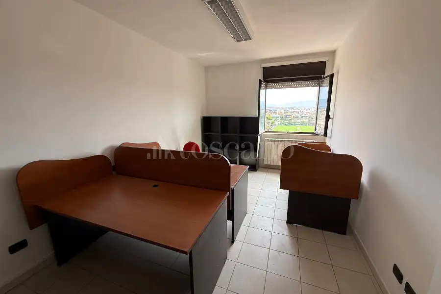 Ufficio in vendita di 120 mq a €235.000 (rif. 50/2026)