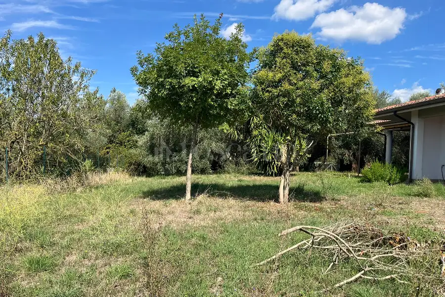 Villa Bifamiliare in vendita di 150 mq a €299.000 (rif. 49/2026)