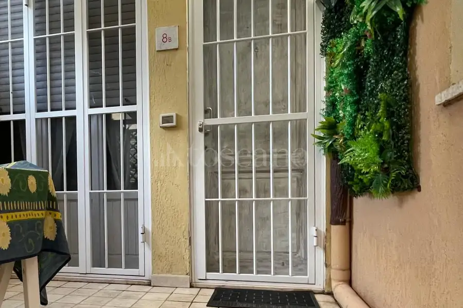 Casa in affitto di 50 mq a €890 (rif. 7/2026)