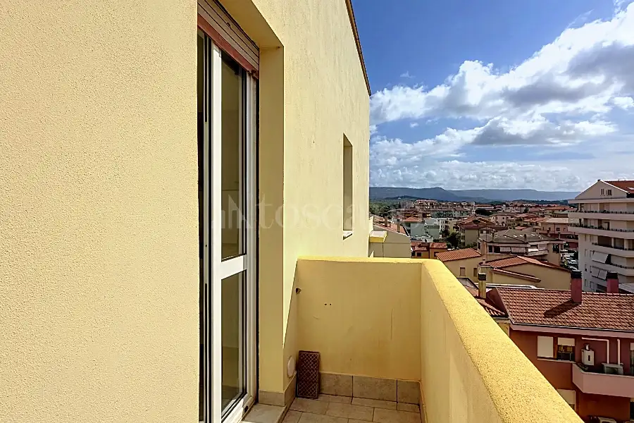 Attico in vendita di 75 mq a €379.000 (rif. 219/2026)