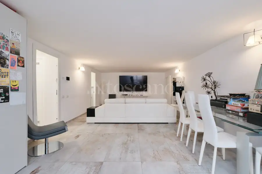 Villa Bifamiliare in vendita di 510 mq a €1.850.000 (rif. 30/2026)