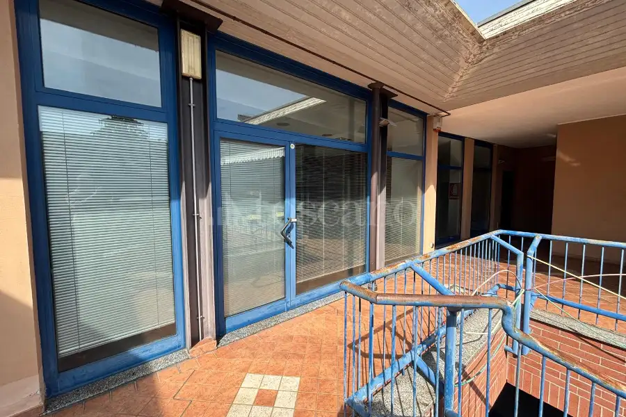Negozio in vendita di 105 mq a €88.000 (rif. 25/2025)