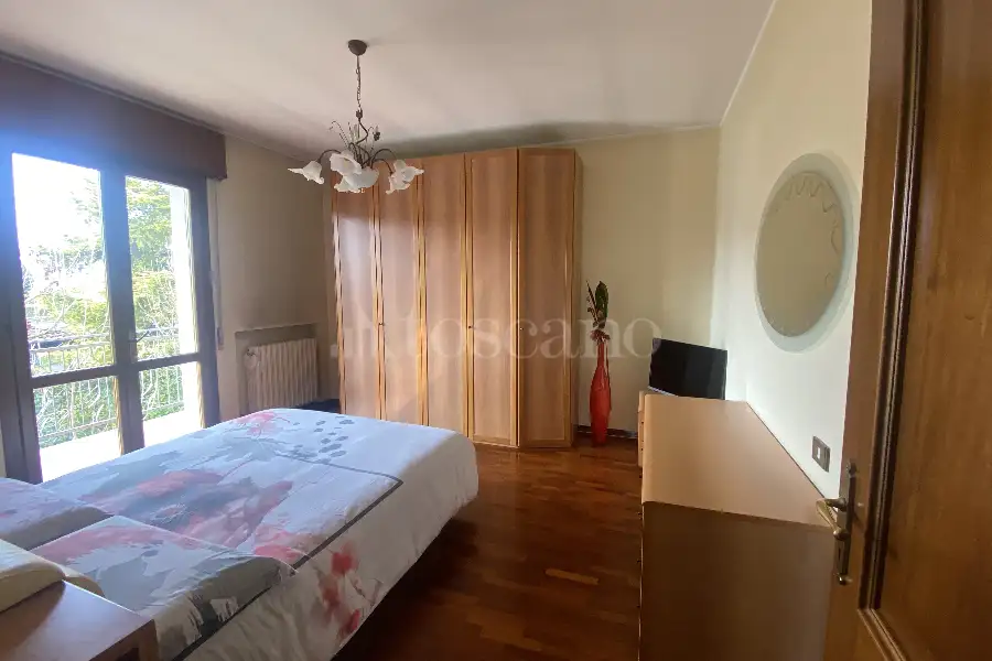Casa Indipendente in vendita di 210 mq a €248.000 (rif. 9/2026)