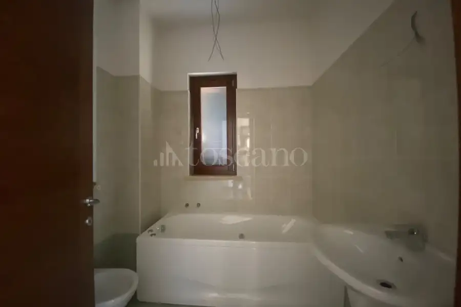 Villa Plurifamiliare in vendita di 250 mq a €449.000 (rif. 58/2026)