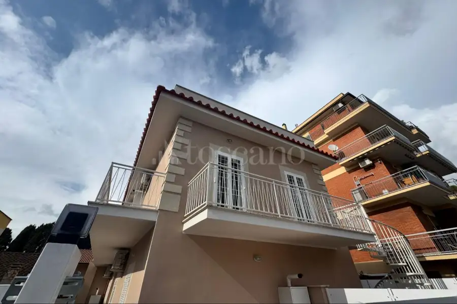 Casa in affitto di 53 mq a €1.200 (rif. 10/2026)