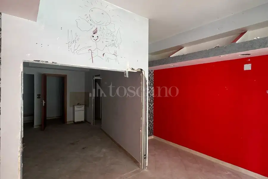 Negozio in affitto di 35 mq a €400 (rif. 41/2025)