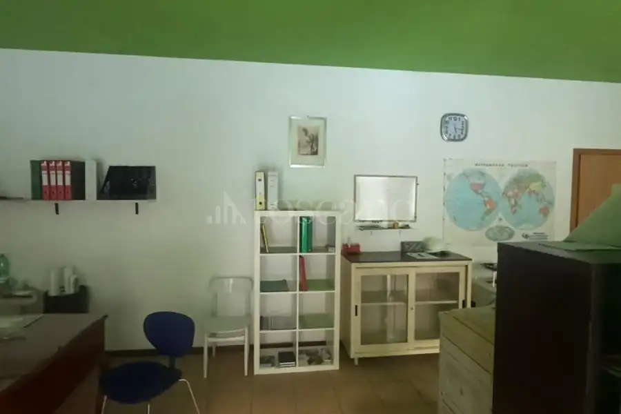Negozio in affitto di 50 mq a €700 (rif. 65/2026)