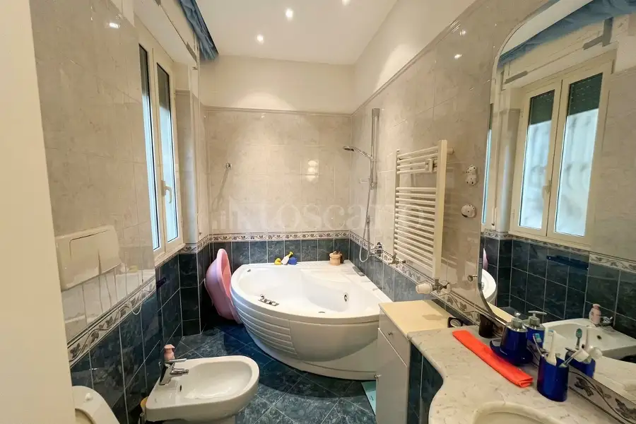 Casa in vendita di 172 mq a €690.000 (rif. 33/2026)