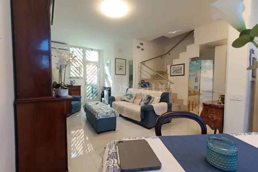 Villino a Schiera in affitto di 110 mq a €800 (rif. 95/2026)