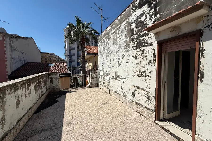 Casa Indipendente in vendita di 130 mq a €65.000 (rif. 35/2026)