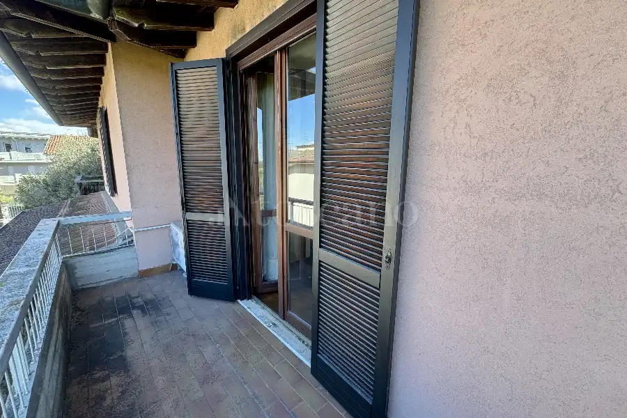 Villa Bifamiliare in vendita di 220 mq a €320.000 (rif. 15/2026)