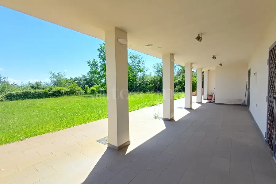Villa in vendita di 370 mq a €495.000 (rif. 9/2026)