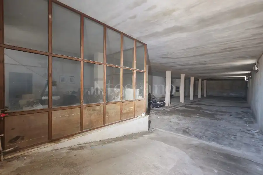 Magazzino in affitto di 300 mq a €1.200 (rif. 21/2026)
