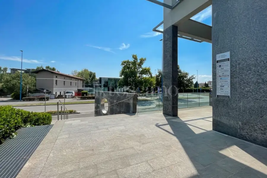 Ufficio in vendita di 150 mq a €480.000 (rif. 39/2026)