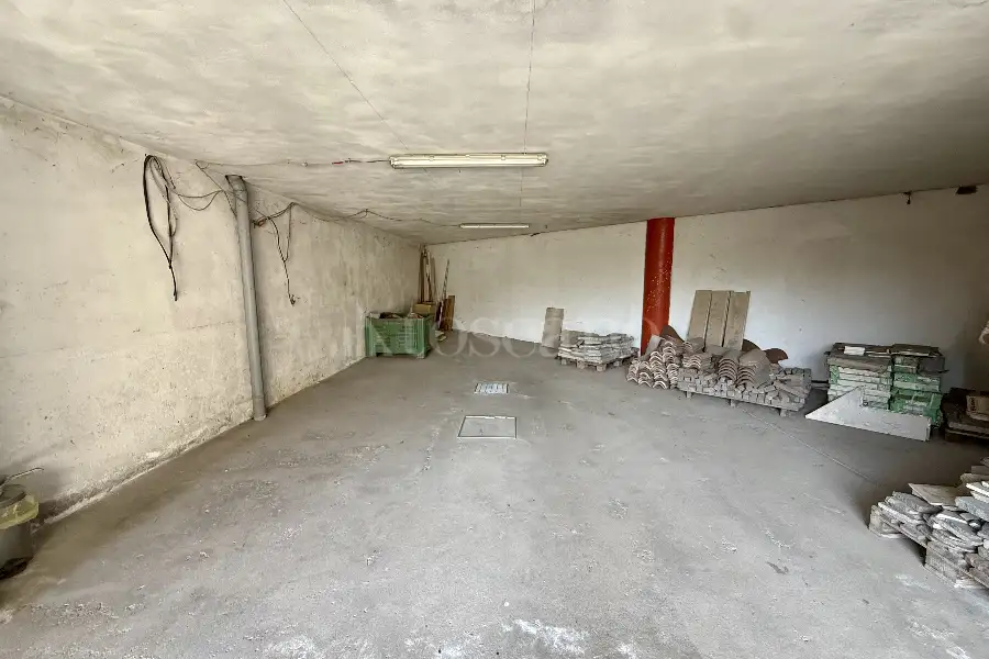 Villa Bifamiliare in vendita di 420 mq trattativa riservata (rif. 17/2026)