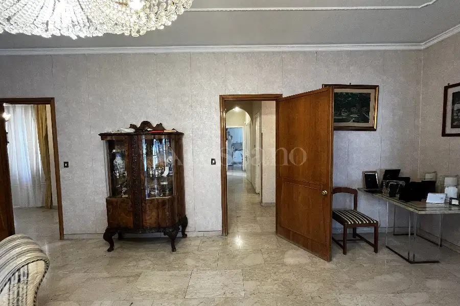 Casa in vendita di 220 mq a €965.000 (rif. 42/2026)