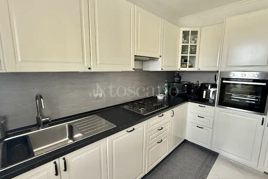 Villa in vendita di 165 mq a €899.000 (rif. 12/2026)