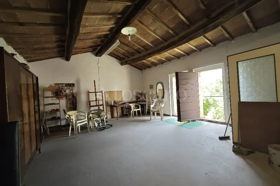 Casale in vendita di 350 mq a €460.000 (rif. 23/2025)