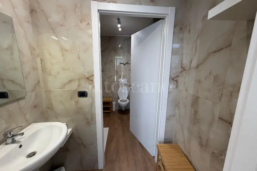 Negozio in vendita di 50 mq a €140.000 (rif. 22/2026)