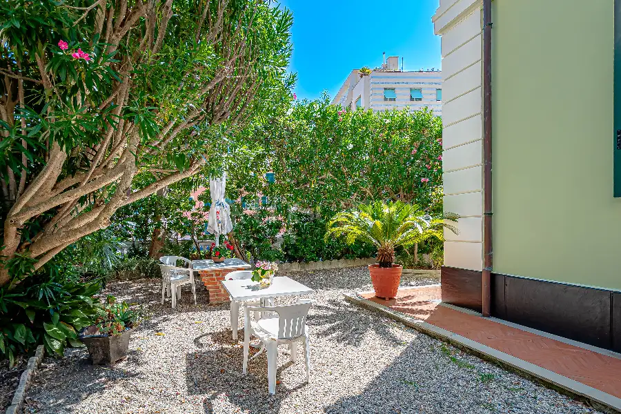 Villa in vendita di 496 mq a €3.950.000 (rif. 71/2026)