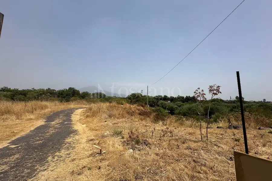 Agricolo in vendita di 17.000 mq a €345.000 (rif. 132/2026)
