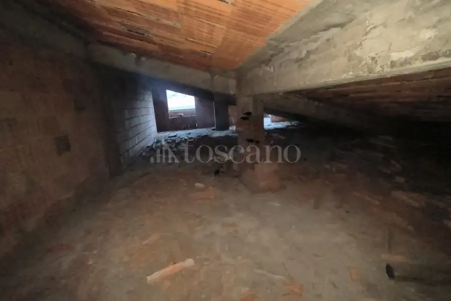 Casa Indipendente in vendita di 344 mq a €110.000 (rif. 46/2025)
