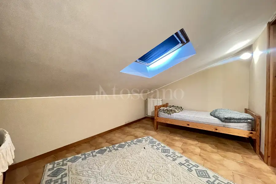 Villa in vendita di 400 mq a €295.000 (rif. 2/2026)