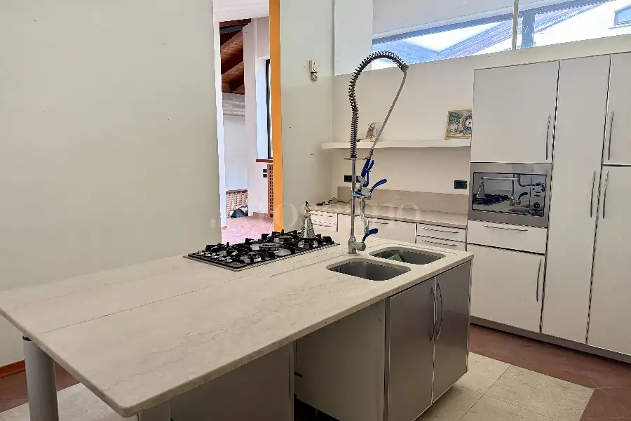 Casa Indipendente in vendita di 418 mq a €560.000 (rif. 64/2025)
