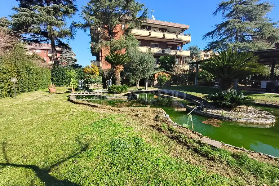 Villa Bifamiliare in vendita di 280 mq a €899.000 (rif. 72/2025)