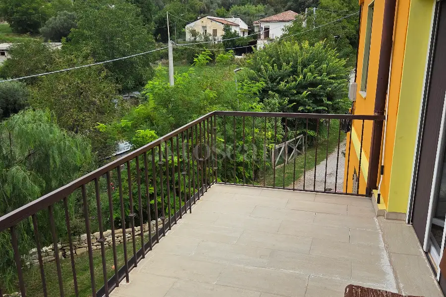 Casa Indipendente in vendita di 330 mq a €110.000 (rif. 35/2025)
