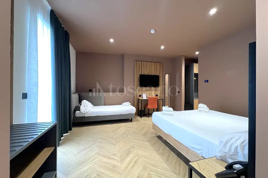 Albergo in vendita di 2.700 mq a €6.700.000 (rif. 15/2024)