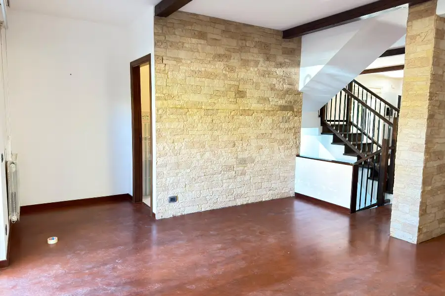 Villa in vendita di 211 mq a €298.000 (rif. 89/2026)