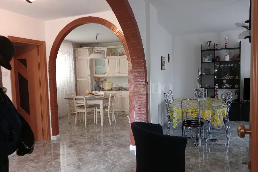 Casa in vendita di 140 mq a €140.000 (rif. 32/2025)