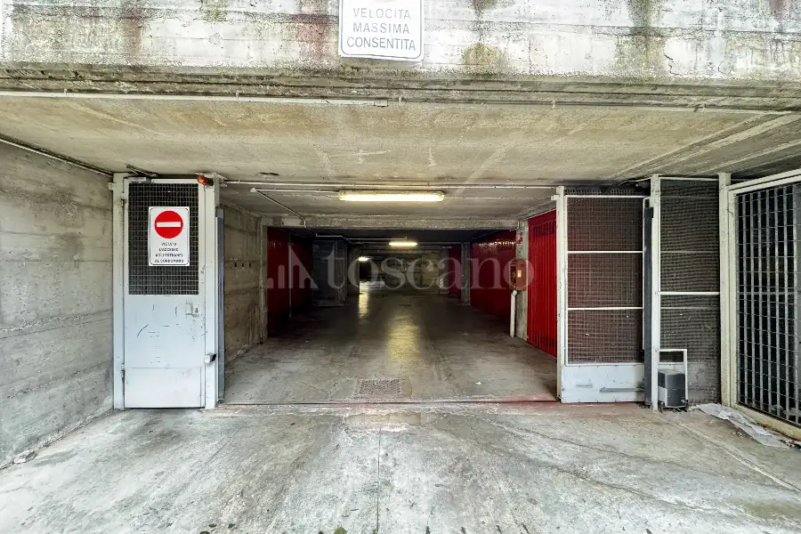 Box in vendita di 13 mq a €33.000 (rif. 12/2025)