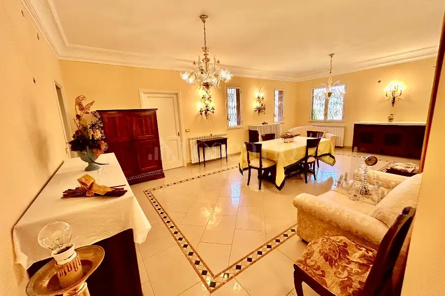 Villa Bifamiliare in vendita di 152 mq a €330.000 (rif. 59/2026)