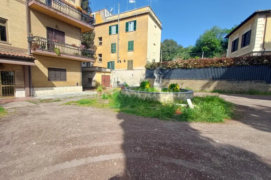 Magazzino in vendita di 42 mq a €98.000 (rif. 4/2026)