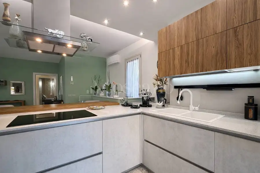 Villa in vendita di 240 mq a €595.000 (rif. 7/2026)