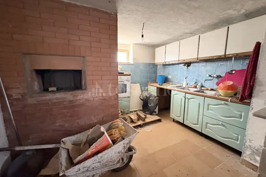 Palazzo in vendita di 300 mq a €199.000 (rif. 89/2026)
