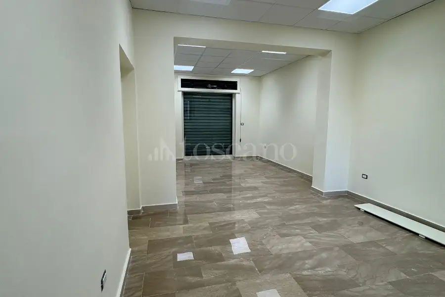Negozio in affitto di 100 mq a €1.000 (rif. 22/2026)