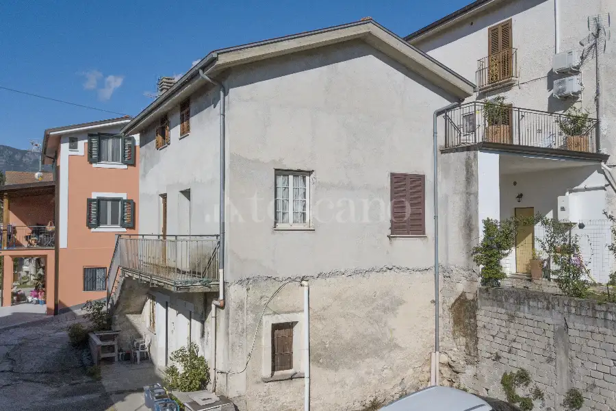 Casa Indipendente in vendita di 131 mq a €39.000 (rif. 35/2023)